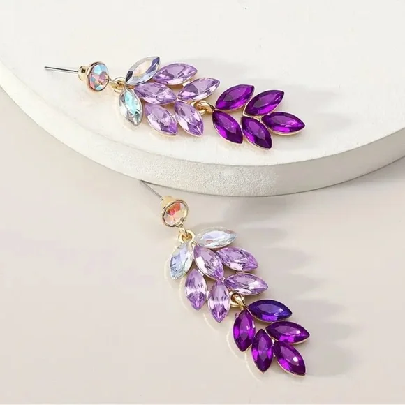 ✨Zara Ayla Purple Crystal Drop Earrings - Picture 6 of 6